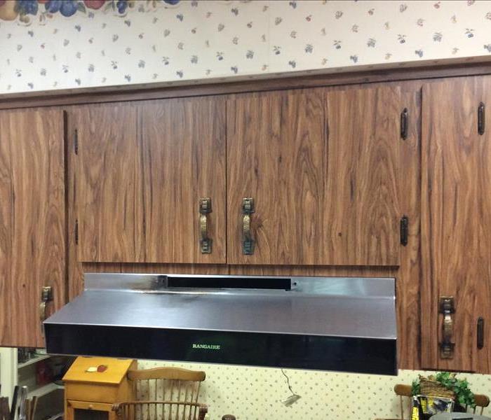 Clean kitchen cabinets