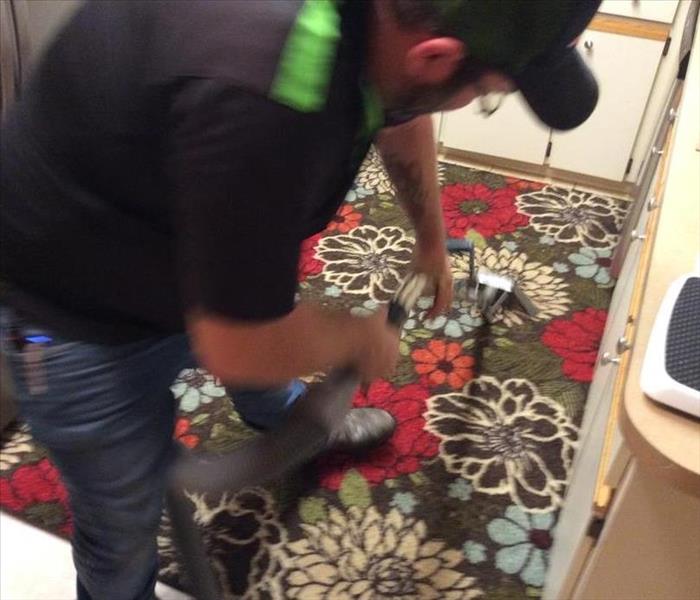 SERVPRO Extracting water